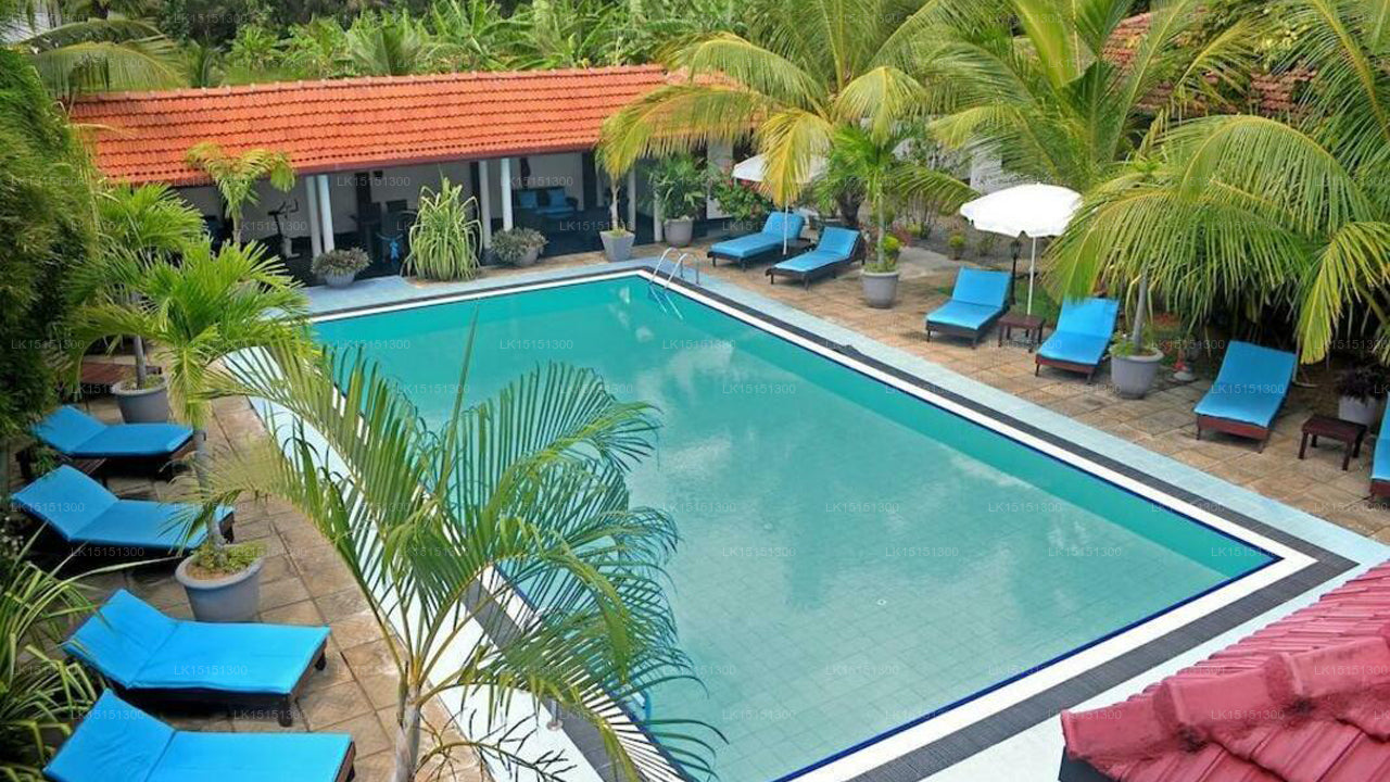 Villa Suriyagaha, Waikkal 