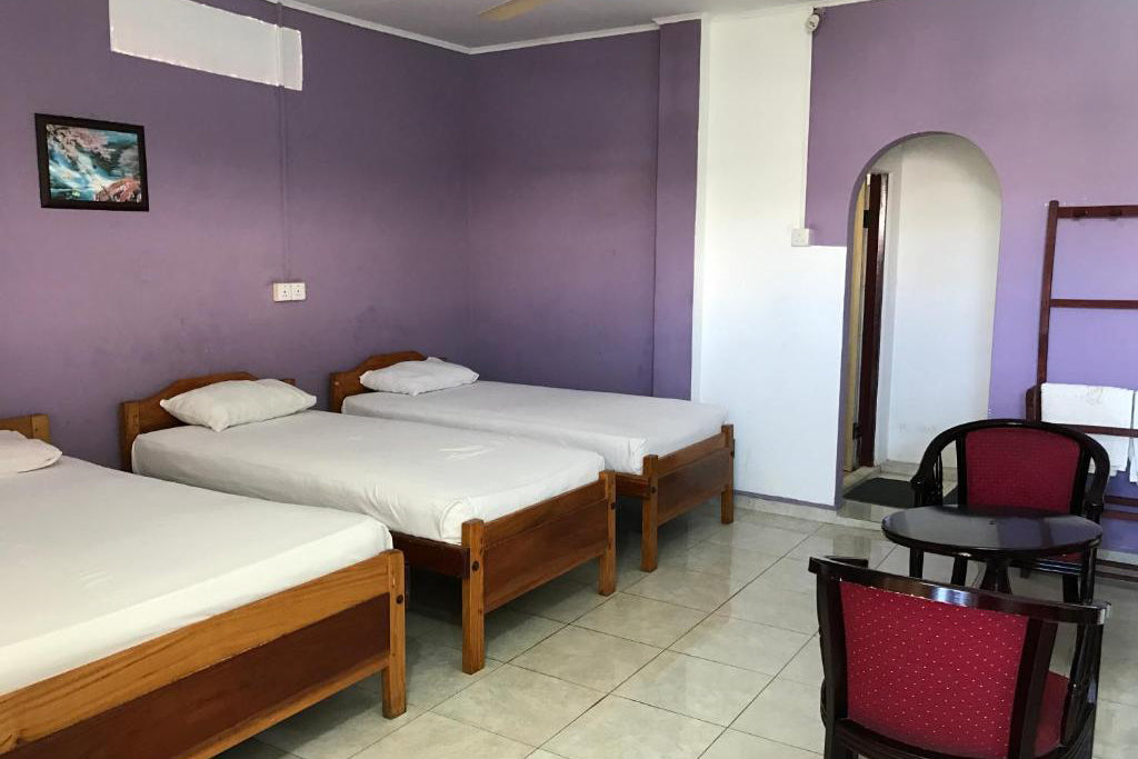 Gnanams Hotel, Jaffna 