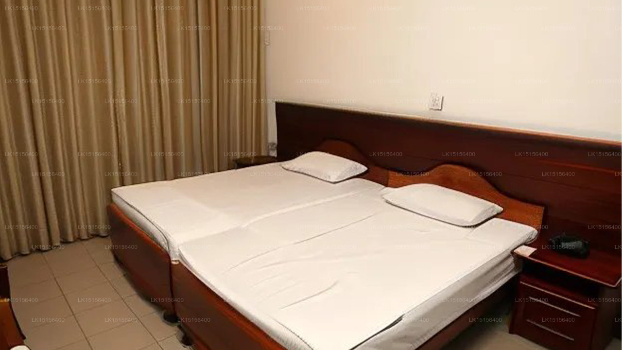 Der Kandy Club, Kandy