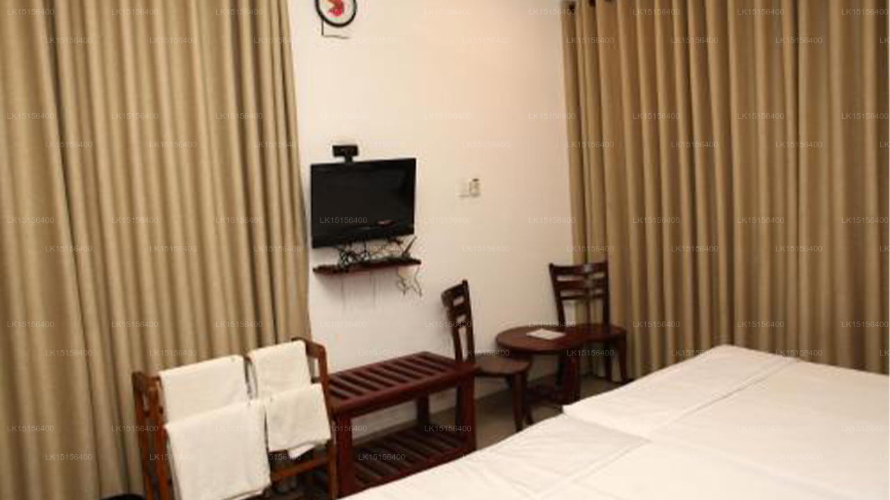 Der Kandy Club, Kandy