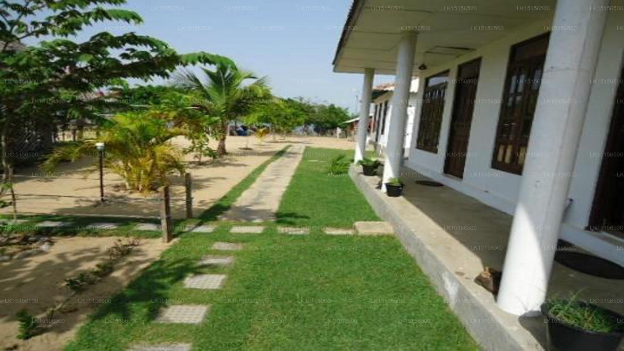 Deep Sea Resort, Batticaloa 