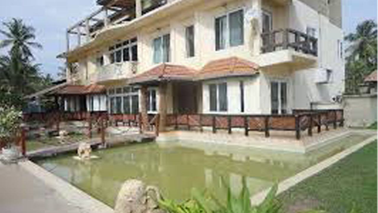 Platin Marawila 