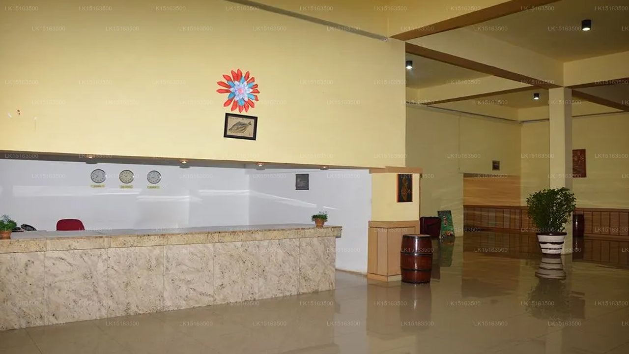 Hotel Honors Club, Negombo 