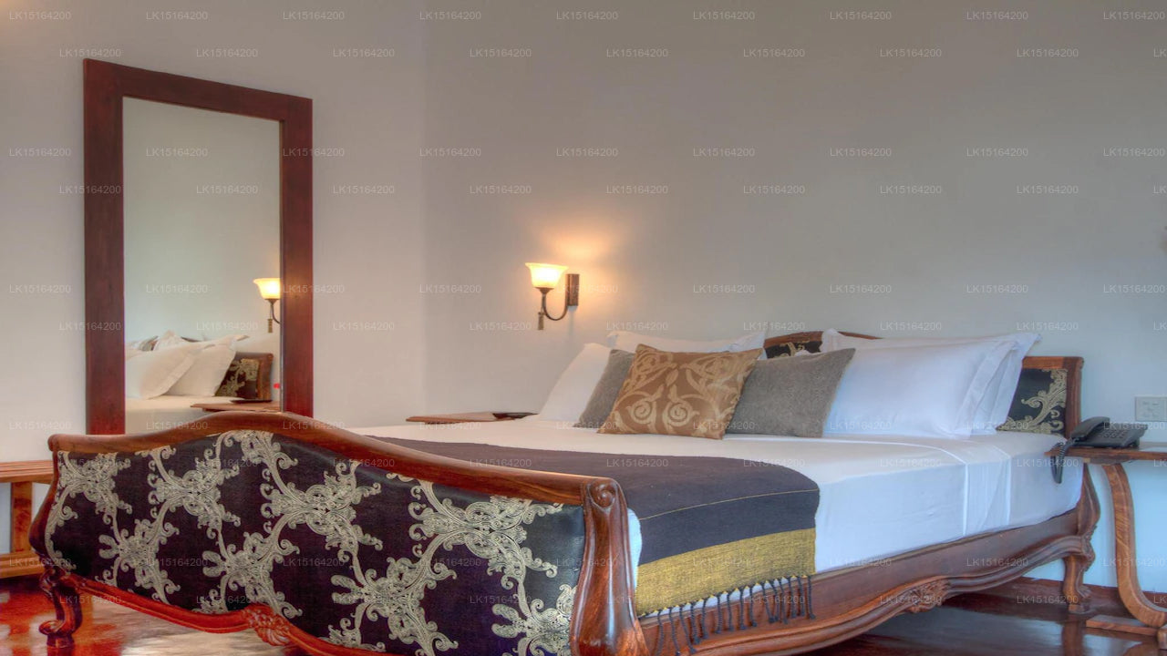 Deco On Forty Four, Galle 