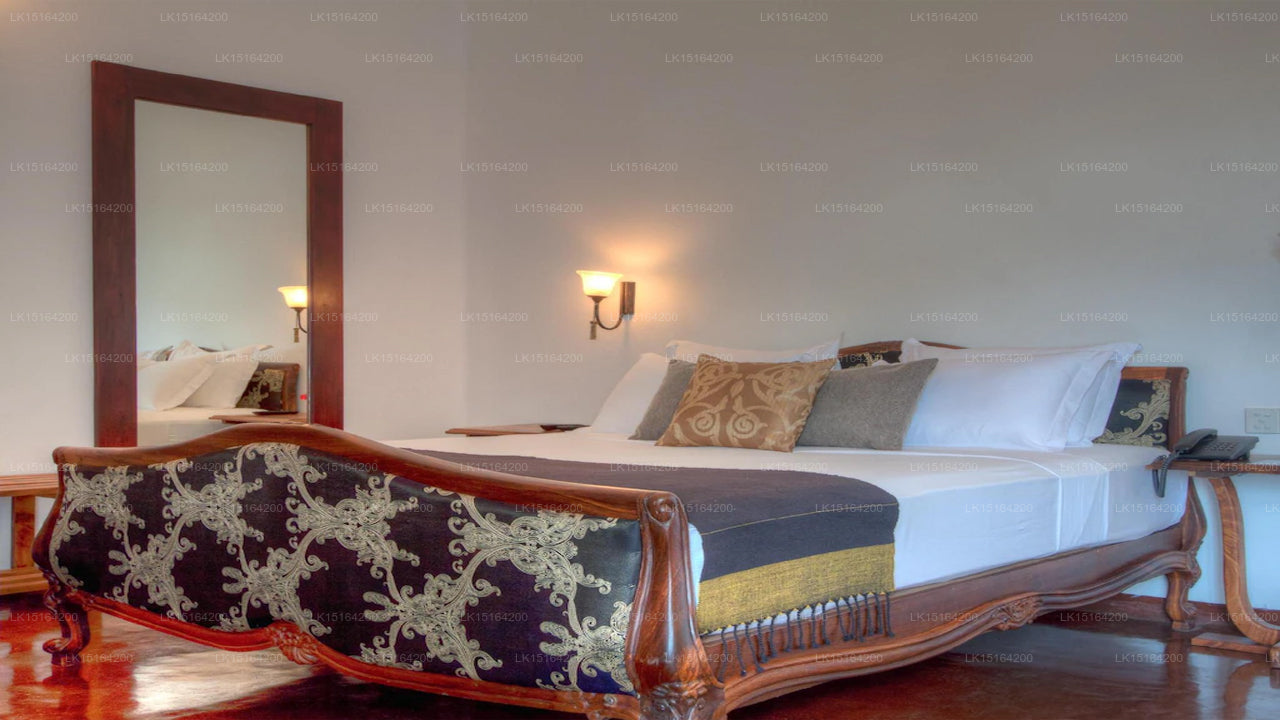 Deco On Forty Four, Galle 