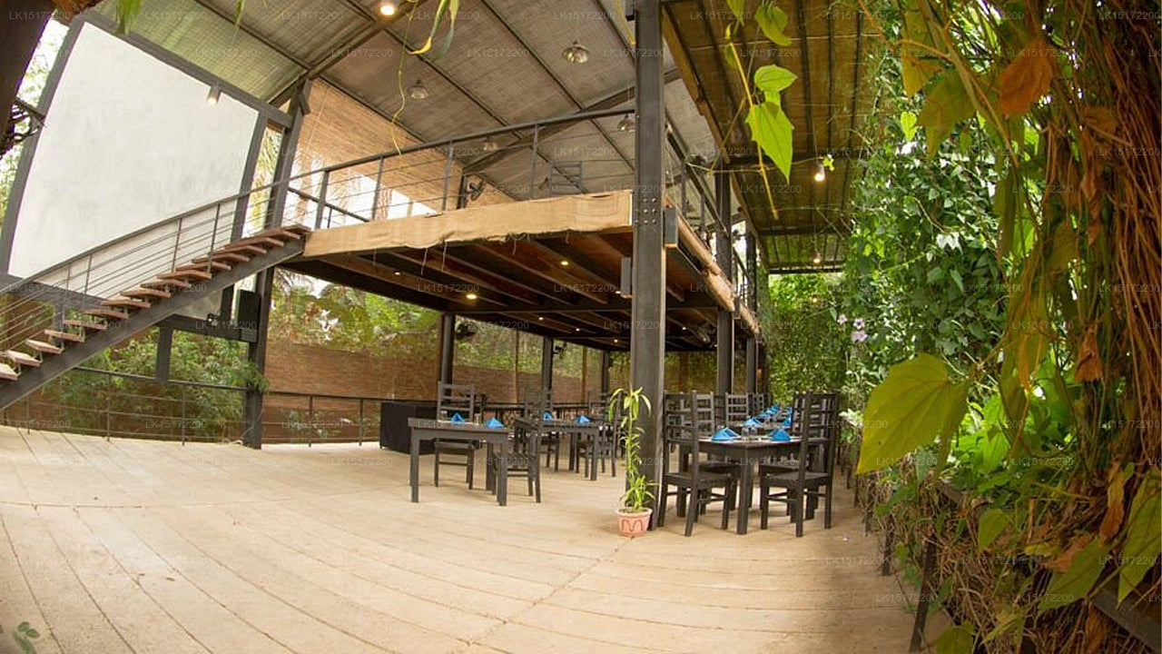 Athgira River Campin, Udawalawa