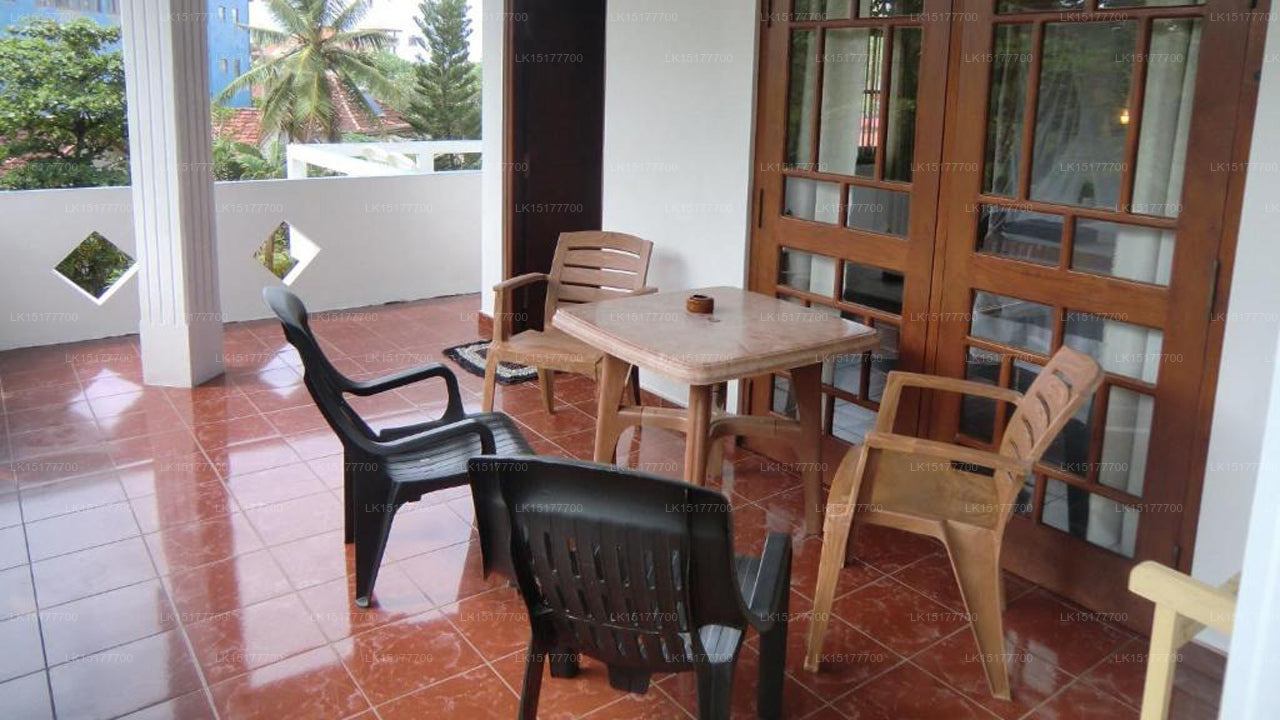 Die Oasis Villa, Hikkaduwa