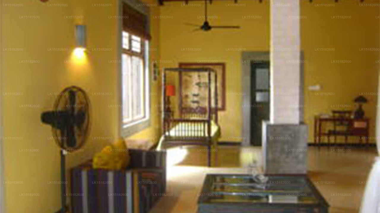 Safranvilla, Kosgama
