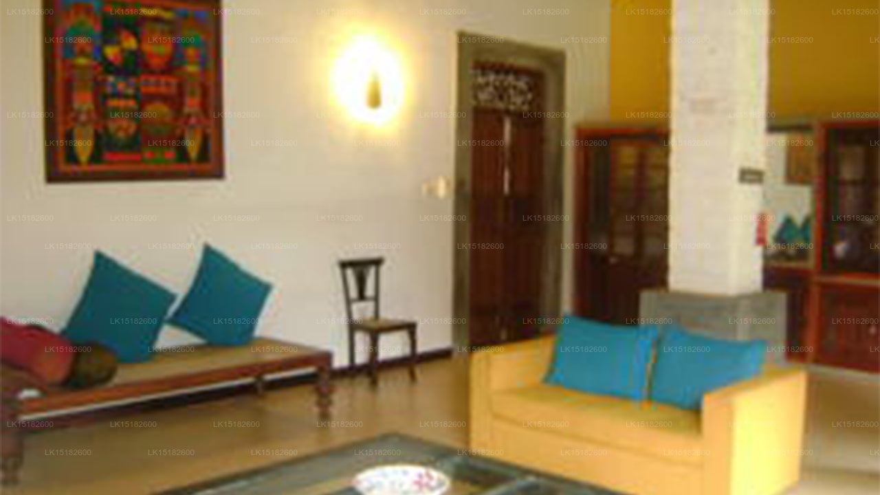 Safranvilla, Kosgama