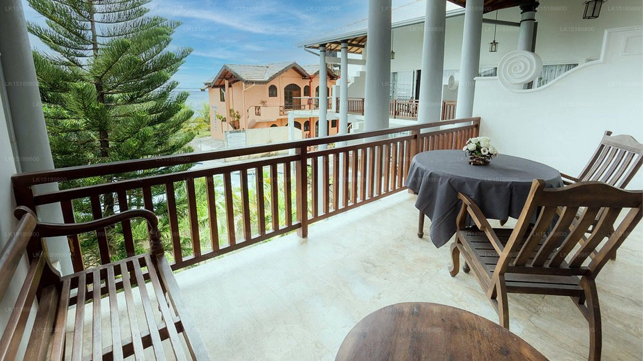 Neptune Bay Hotel, Unawatuna 