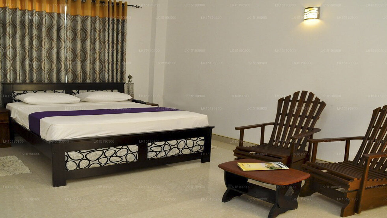 Happy Leoni Hotel, Anuradhapura 