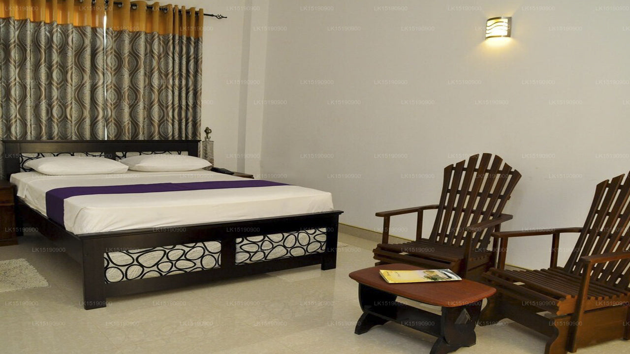 Happy Leoni Hotel, Anuradhapura 