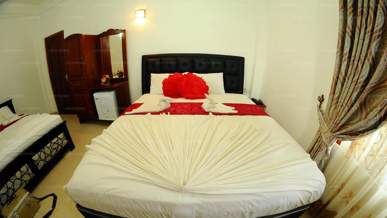 Happy Leoni Hotel, Anuradhapura 