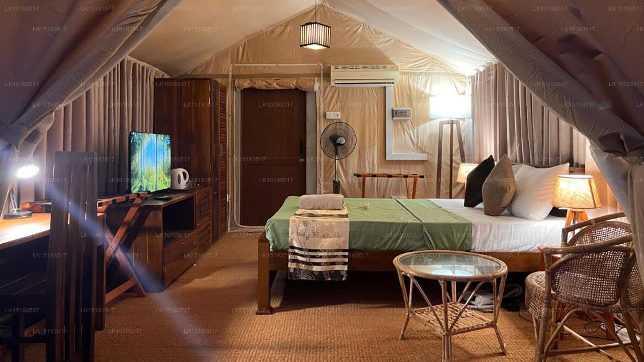 EINS - mit Nature Glamping Resort, Rekawa