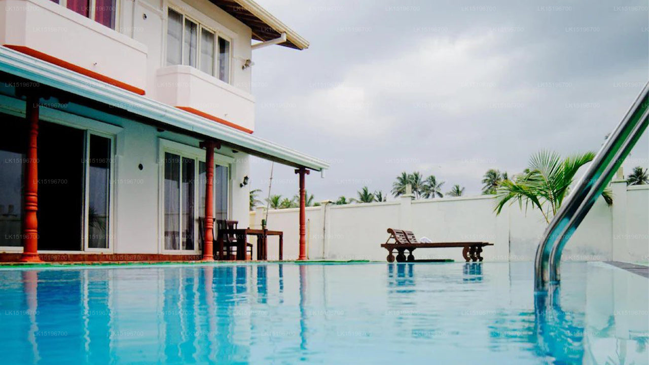 Aarons Strandvilla, Wadduwa
