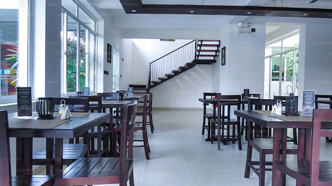 Chapelton House, Colombo 