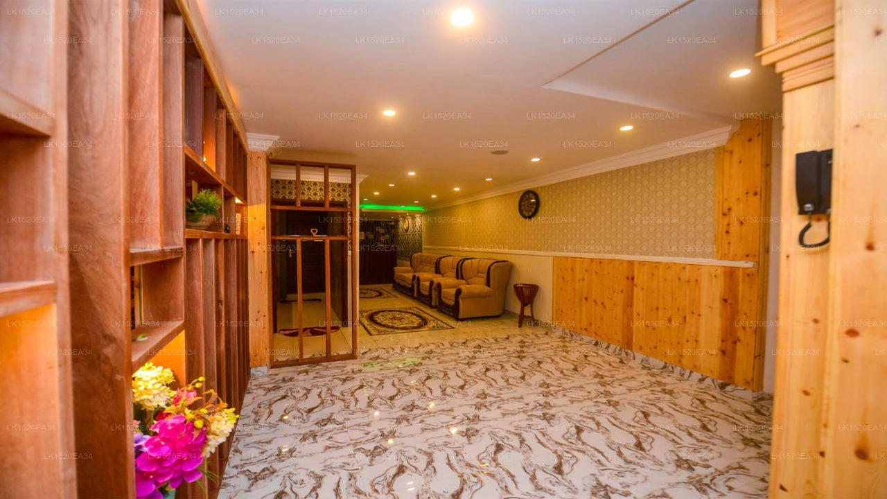 Galaxy Grand Hotel, Nuwara Eliya 