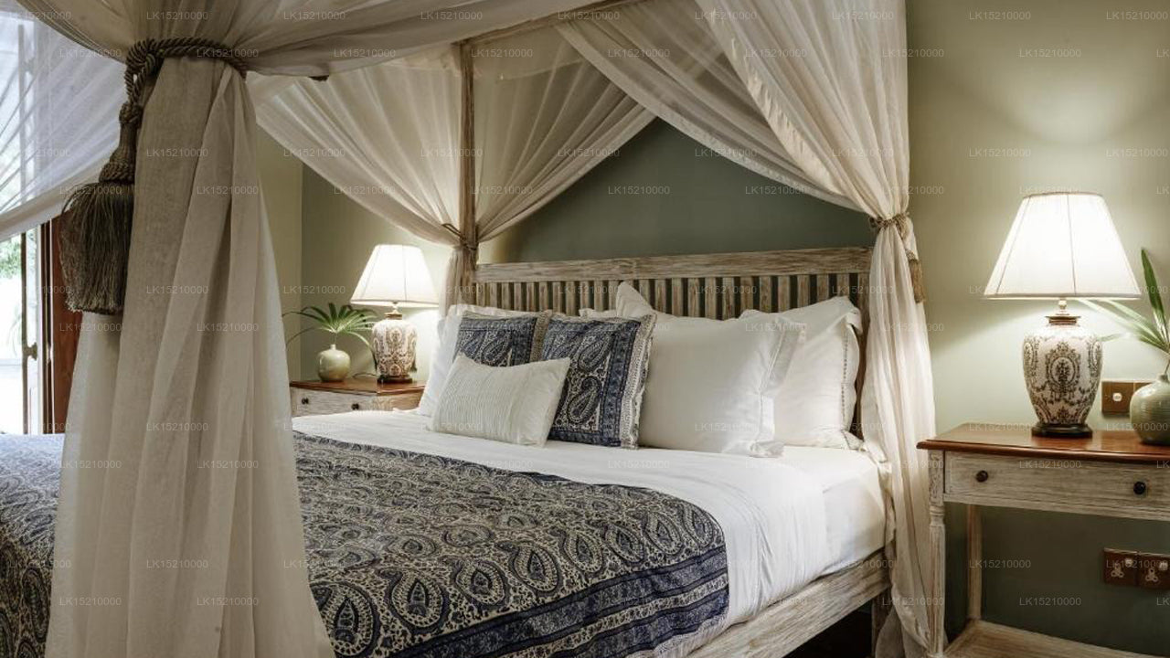 Maniumpathy Hotel, Colombo 