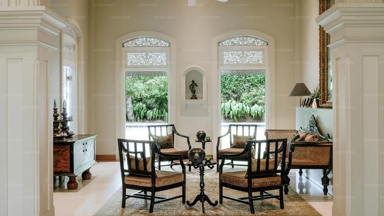 Maniumpathy Hotel, Colombo 