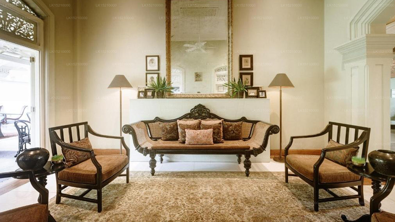 Maniumpathy Hotel, Colombo 