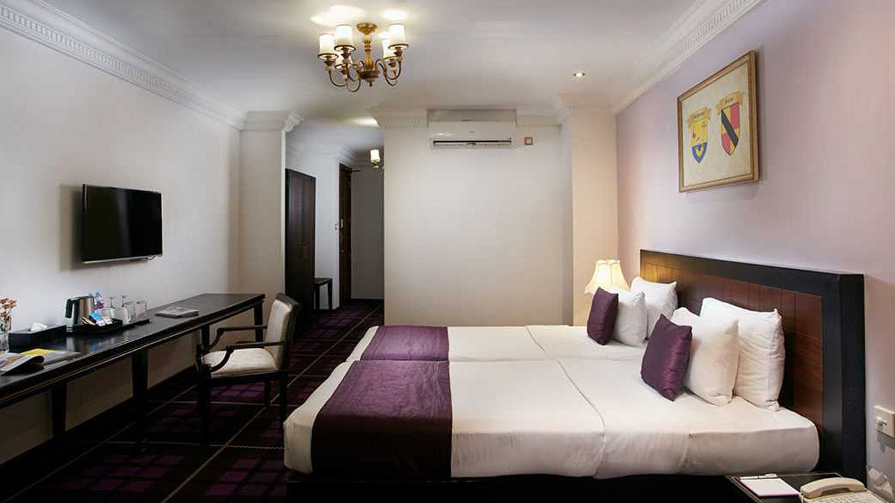Der Steuart von Citrus, Colombo
