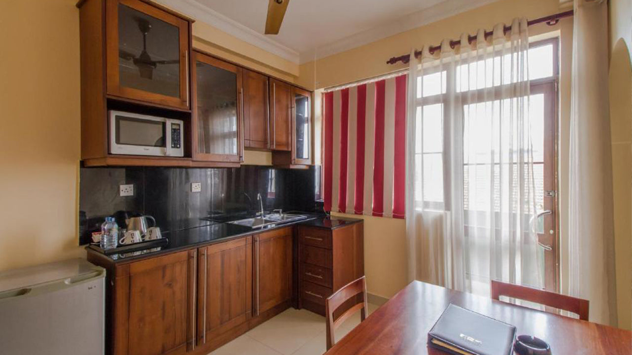 Lafala Hotel &amp; Service Apartment