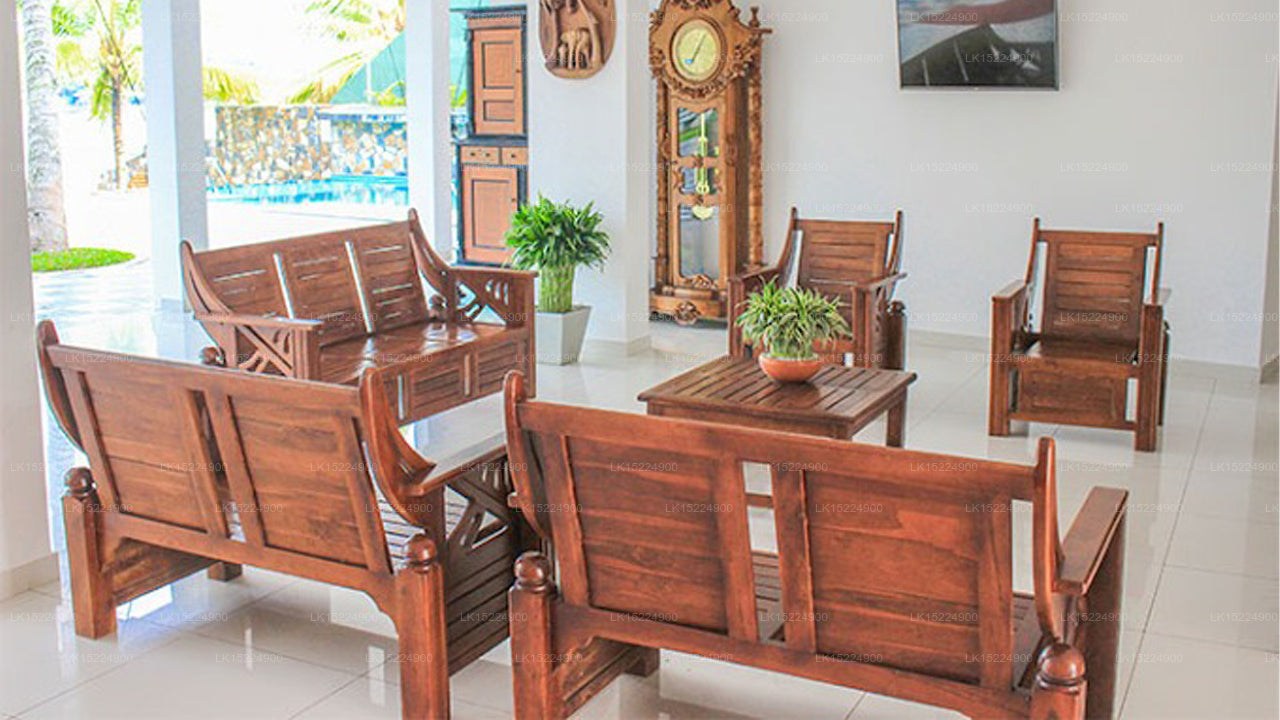 Hotel Sun &amp; Moon, Aluthgama