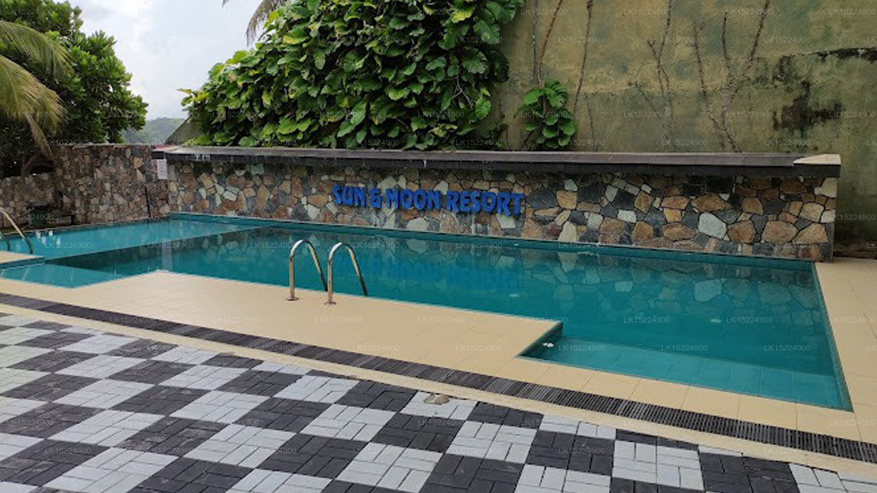 Hotel Sun &amp; Moon, Aluthgama