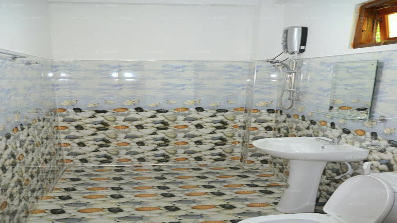 Ella Infinity View, Ella 