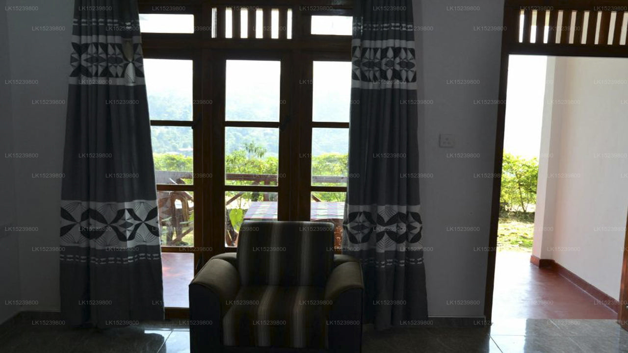 Ella Infinity View, Ella 