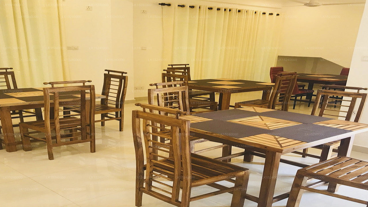 Ella Royal Ace Hotel, Ella 