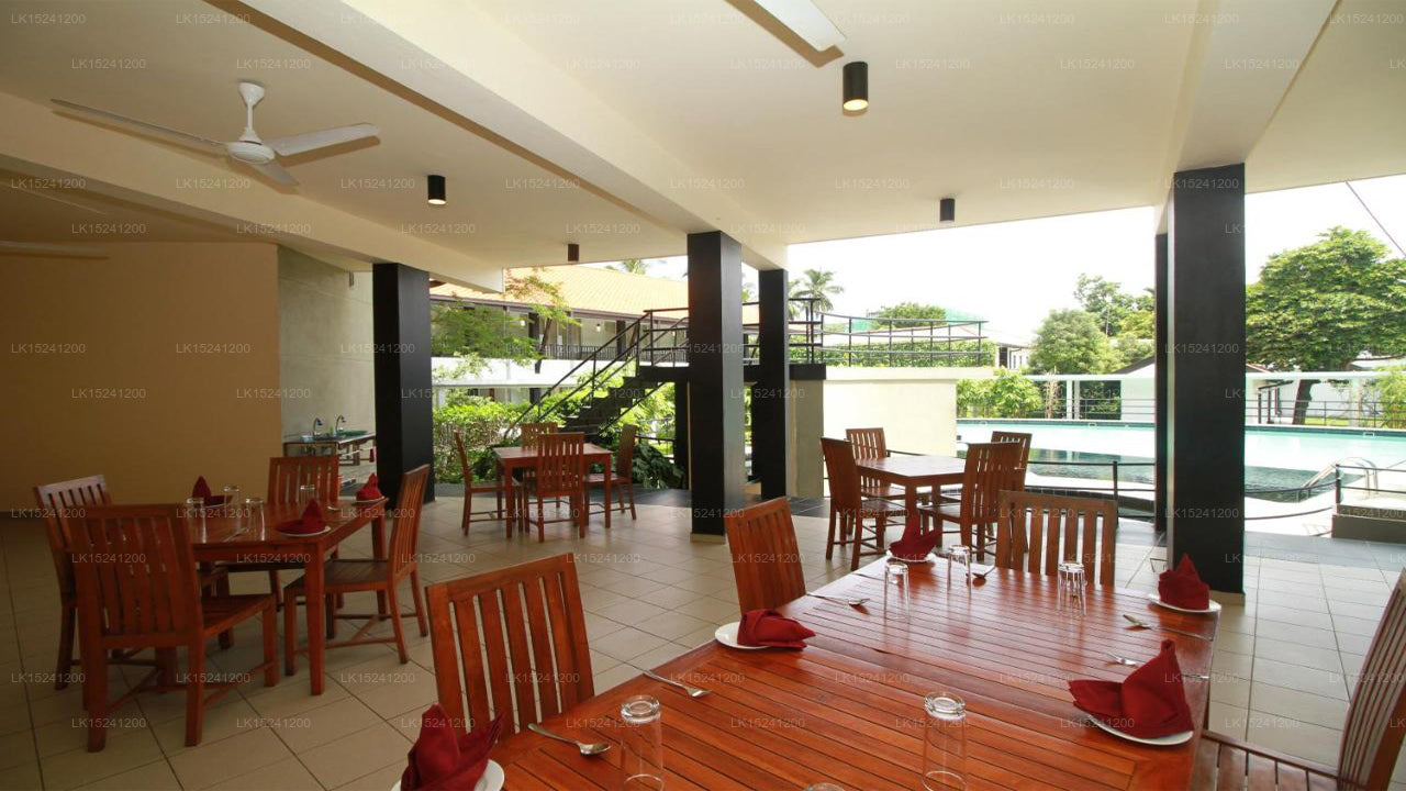 Garden Beach Hotel, Kalutara 