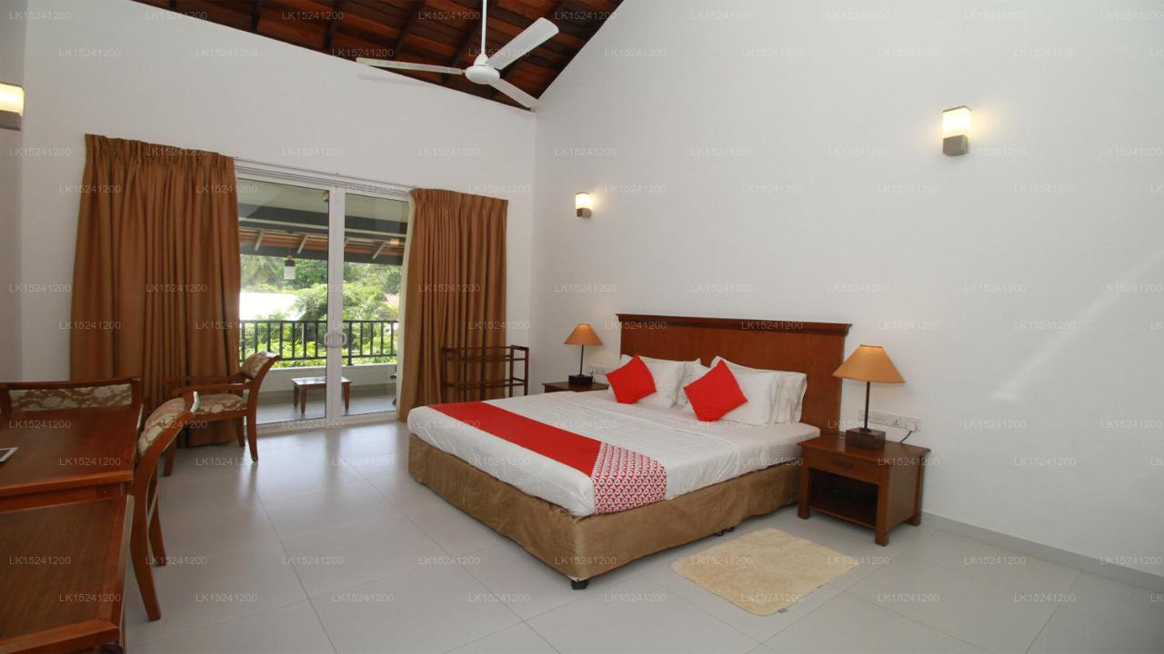 Garden Beach Hotel, Kalutara 