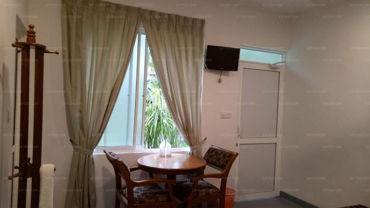 Garden Beach Hotel, Kalutara 