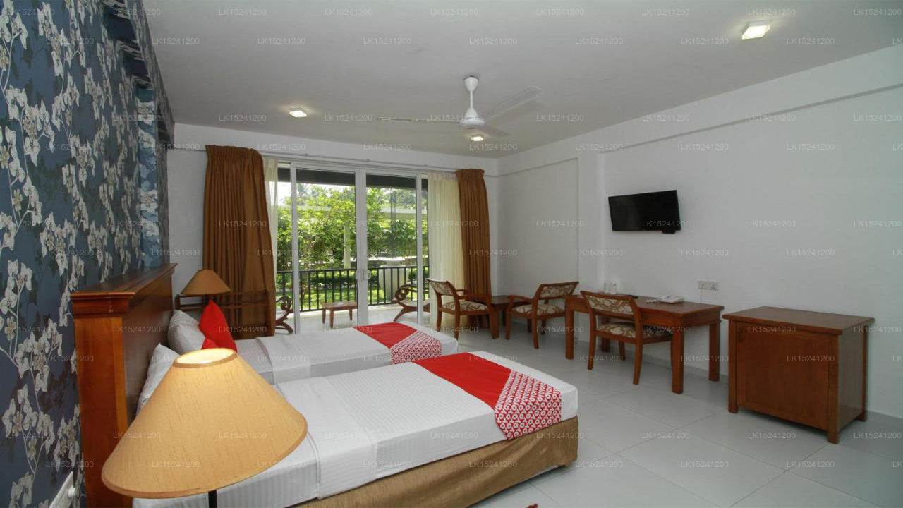 Garden Beach Hotel, Kalutara 