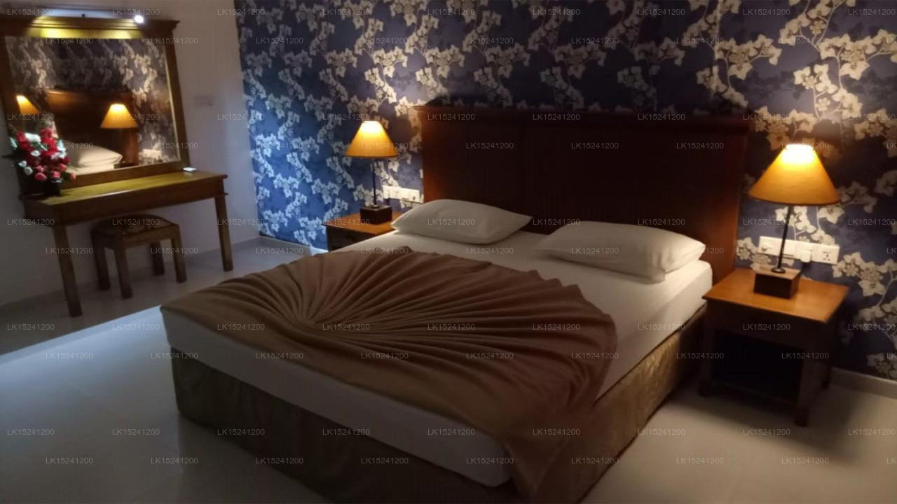 Garden Beach Hotel, Kalutara 