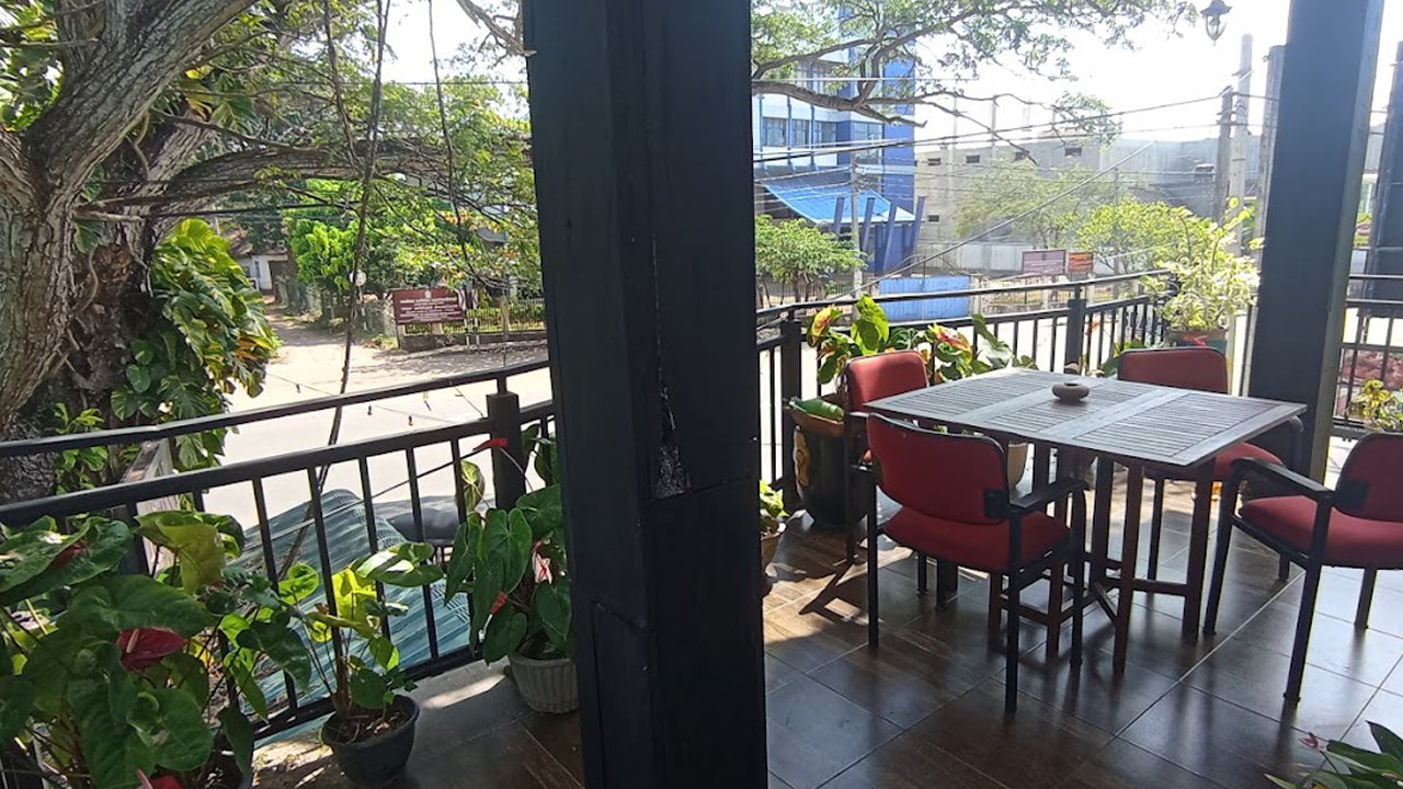 Hotel Athina &amp; Restaurant, Chilaw