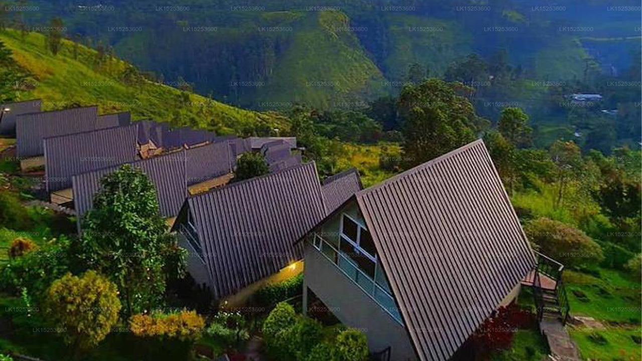 Die Wasserfallvillen, Hatton