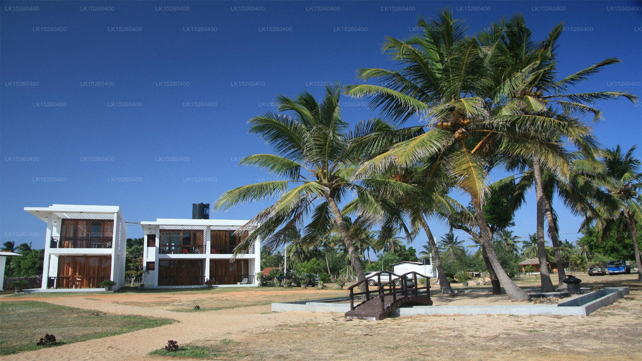 High Park Hotel, Nilaveli 