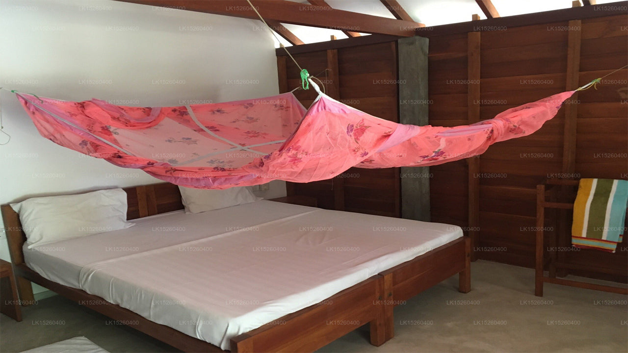 High Park Hotel, Nilaveli 