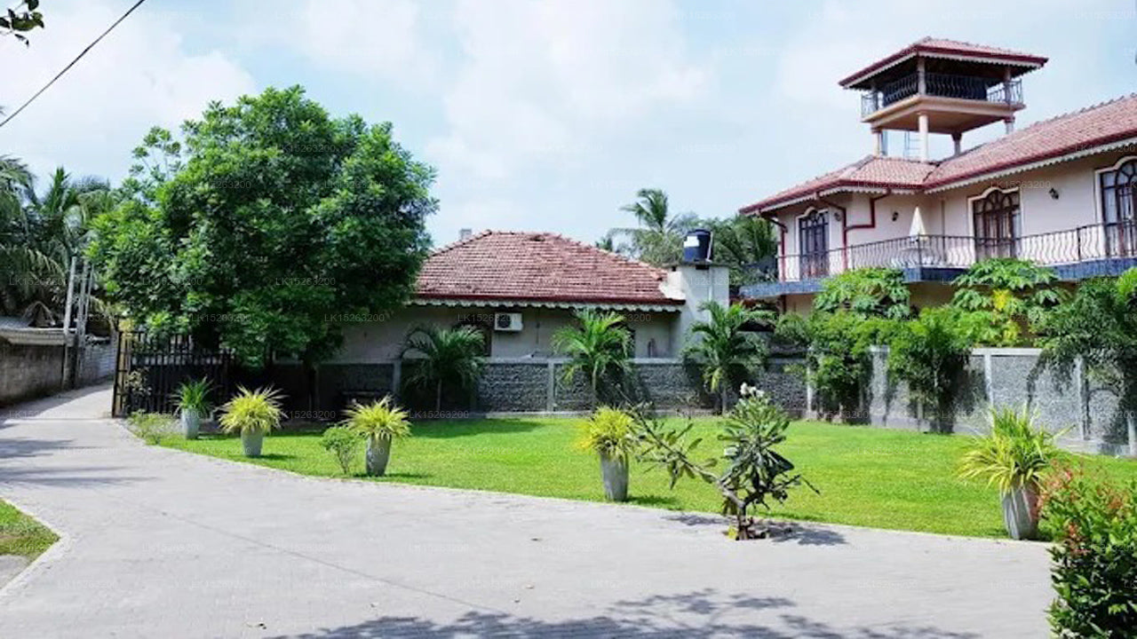 Sea Breeze Deluxe Inn, Negombo 
