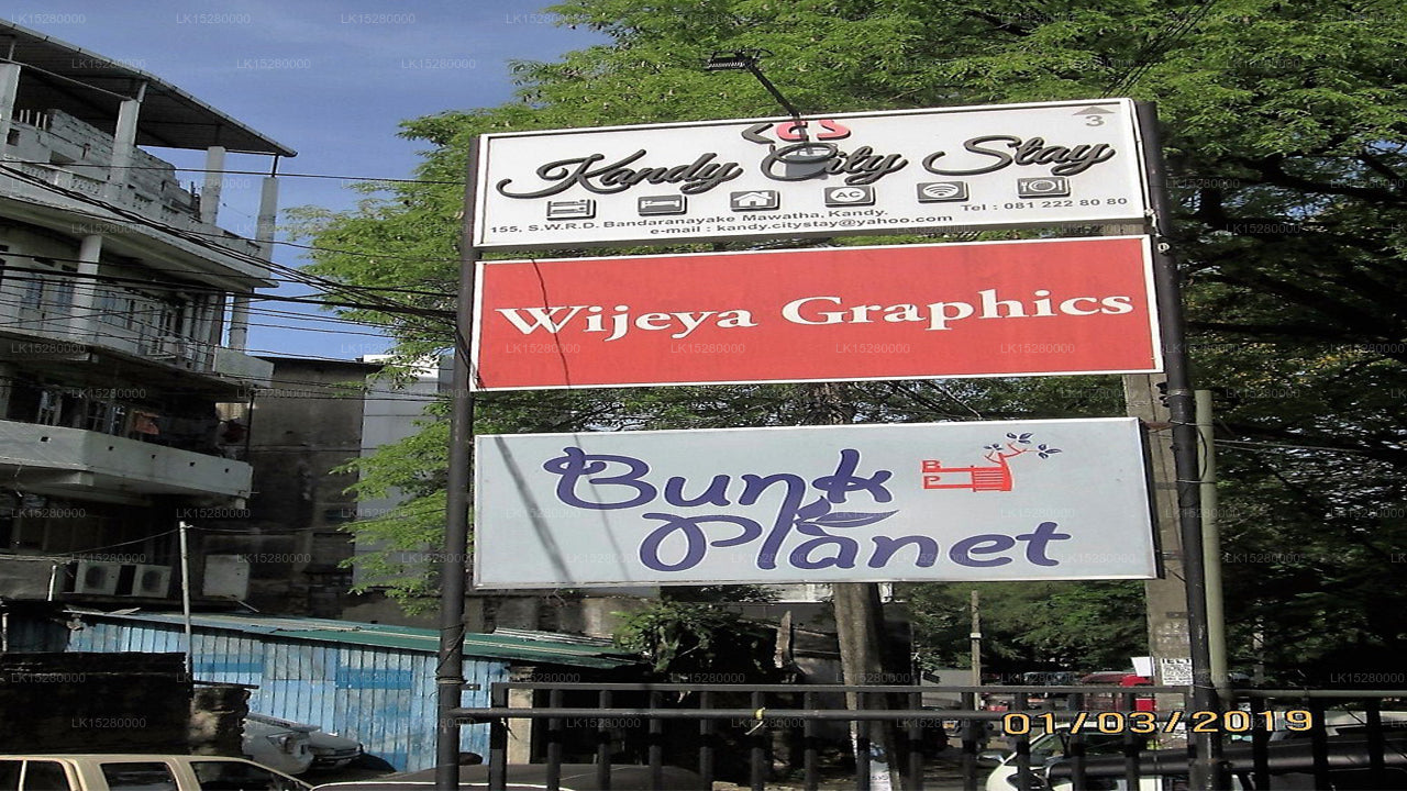 Hotel Bunk Planet, Kandy 