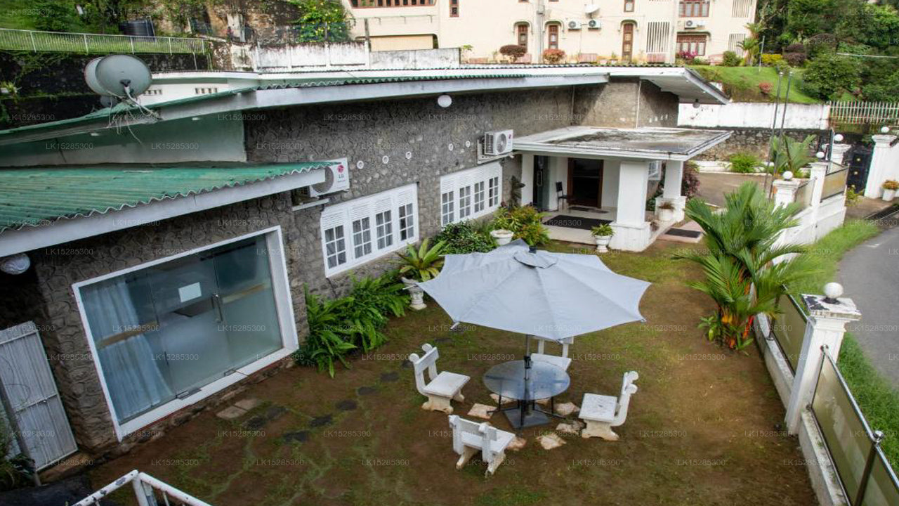 Funk Bunks - Am See, Kandy