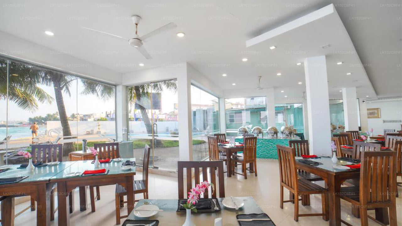 Hikkaduwa Beach Hotel, Hikkaduwa 