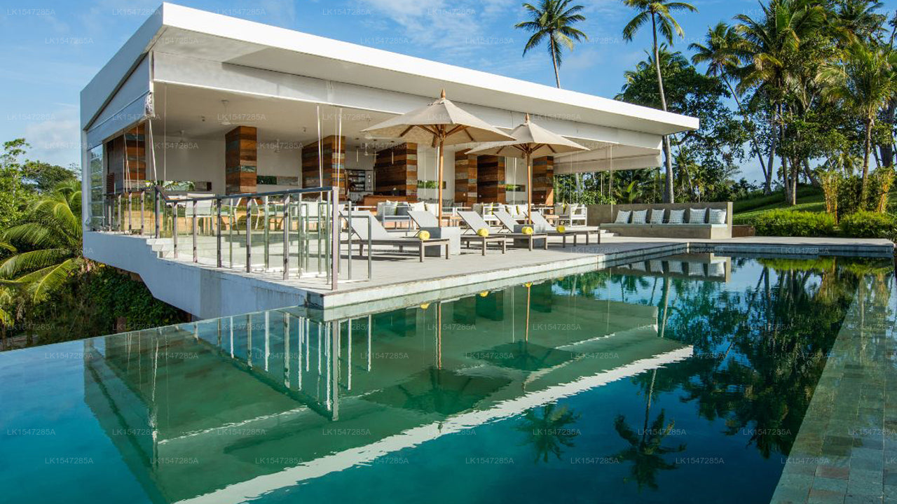 Tri Koggala von Amaya, Koggala