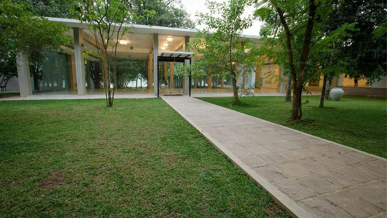 Thotupola Lakeside Resort, Piliyandala 