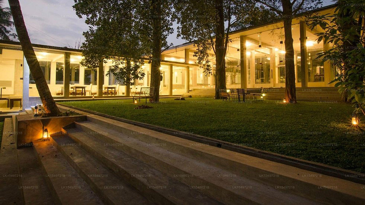 Thotupola Lakeside Resort, Piliyandala 