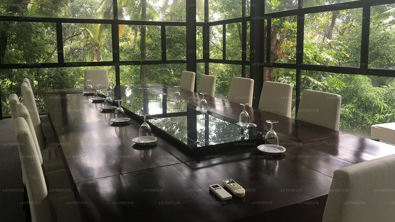 Thotupola Lakeside Resort, Piliyandala 