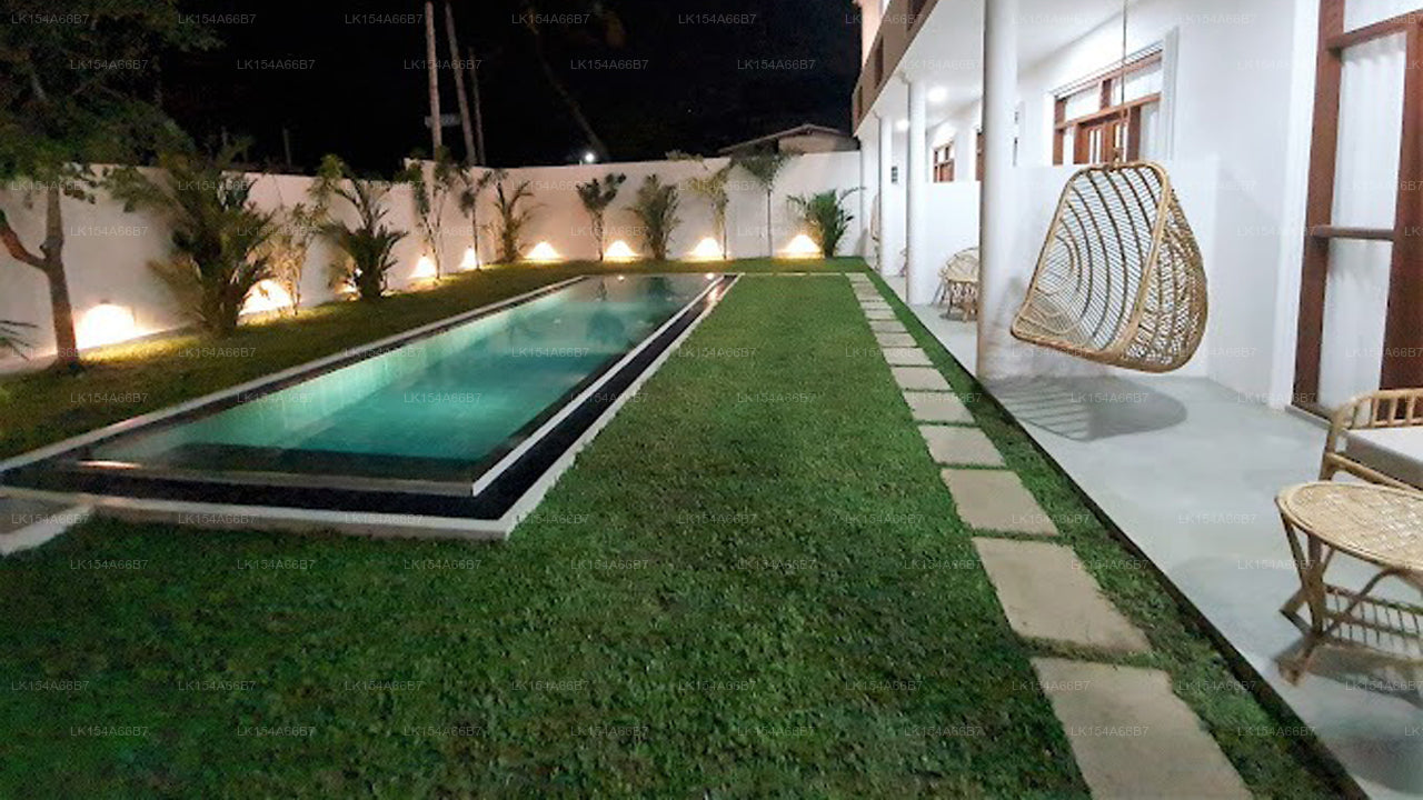 Ohana Surf Guest House &amp; Surf School, Ahangama