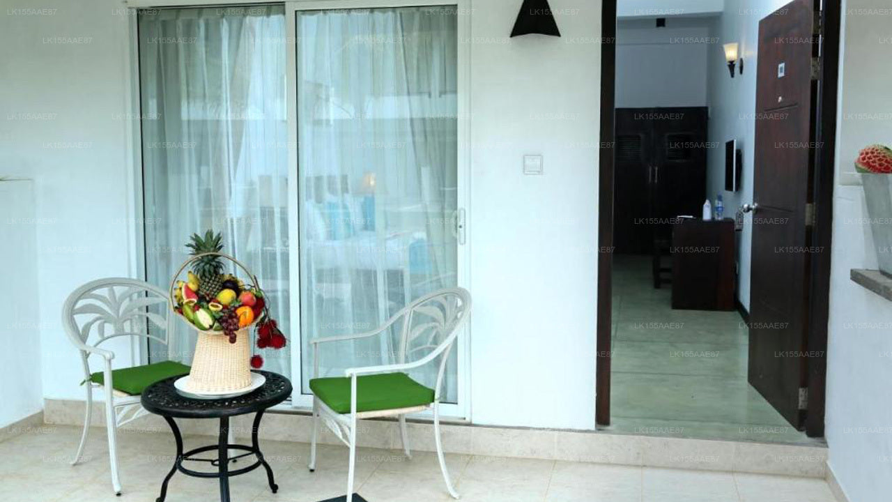 Rathna Beach Resort, Kalutara